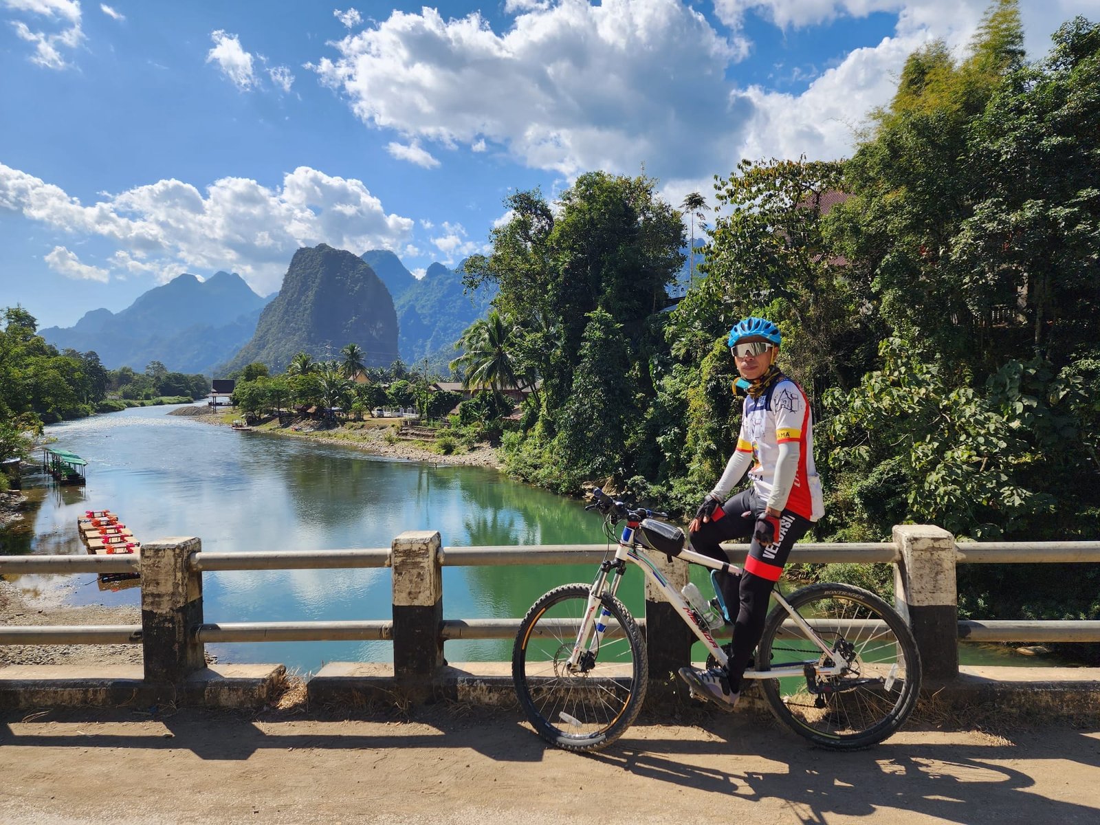 5 Days Northern Laos Biking Loop Tour